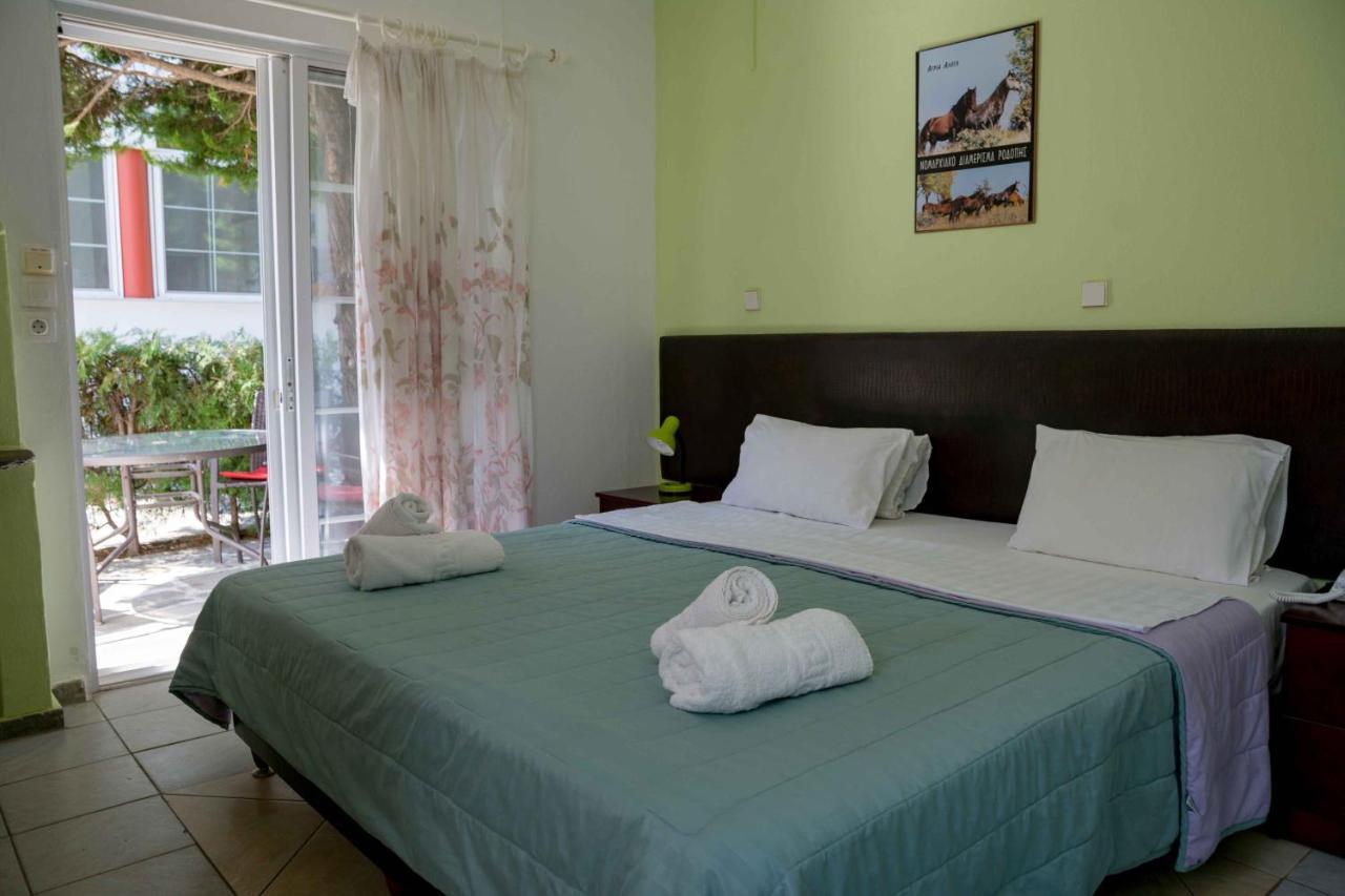 Melissa Gold Coast Hotell Psakoúdia Eksteriør bilde